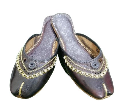 Khussa slipper for women